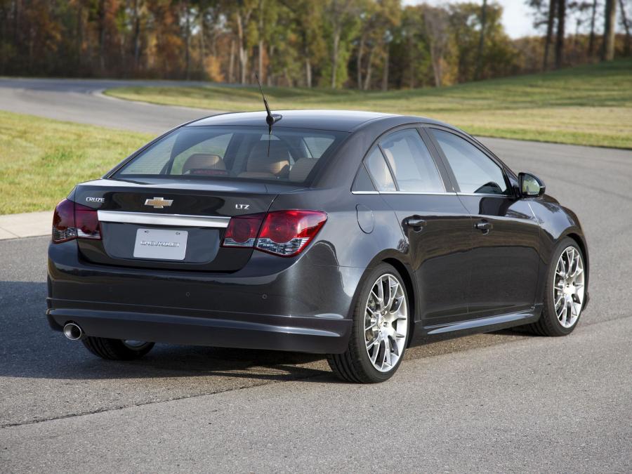  Chevrolet Cruze Dusk Concept 2011 года  (фото 2 из 3)